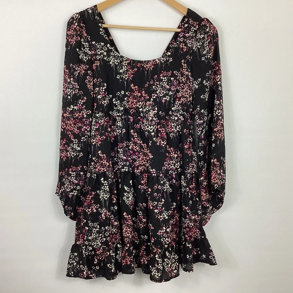 Socialite Floral Tiered Babydoll Dress Size XS